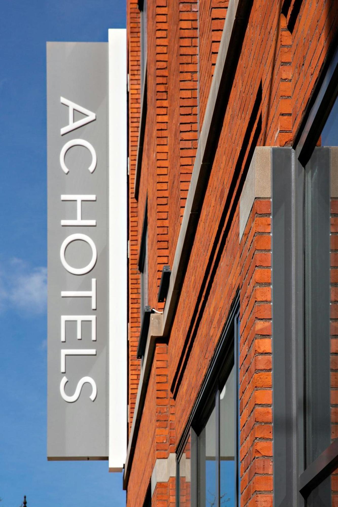 Ac Hotel By Marriott Grand Rapids Downtown Extérieur photo